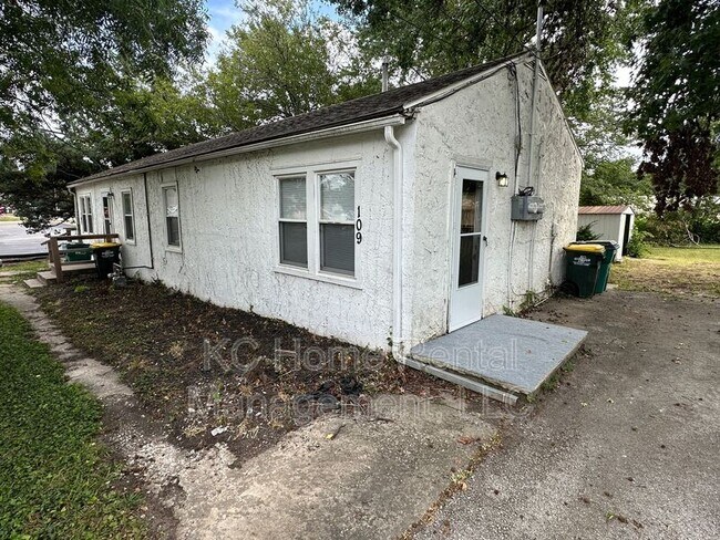 property at 109 W Hale St