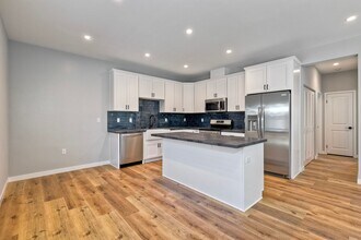 6838 Tower St in La Mesa, CA - Building Photo - Building Photo