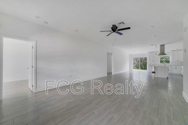 417 St Johns Ln in Poinciana, FL - Building Photo - Building Photo