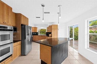 1795 NW 88th Way in Coral Springs, FL - Building Photo - Building Photo