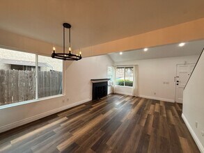 2758 Dusk Dr in San Diego, CA - Building Photo - Building Photo