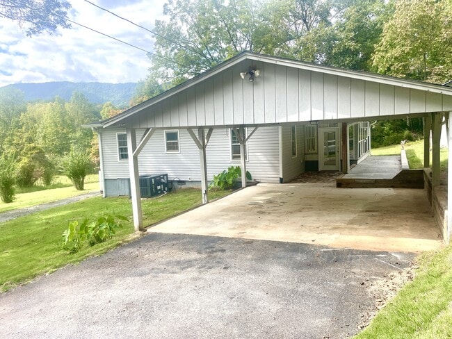 2970 GA-75Alt in Cleveland, GA - Building Photo - Building Photo