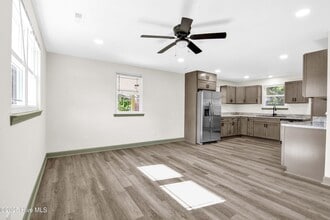 103 Armstrong Dr in Jacksonville, NC - Building Photo - Building Photo