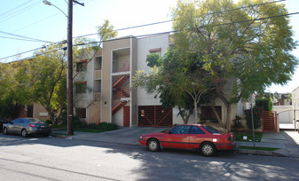 900 E Lomita Ave Apartments