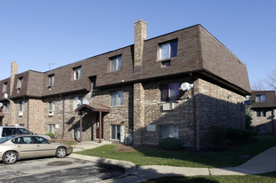 549 Dempster St Apartments