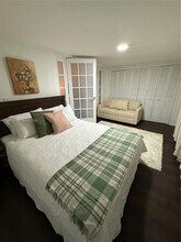2036 NE 1st Ave. in Wilton Manors, FL - Foto de edificio - Building Photo