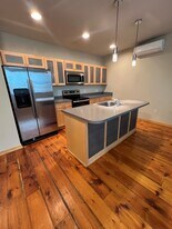 922 Main St, Unit A in Grinnell, IA - Building Photo