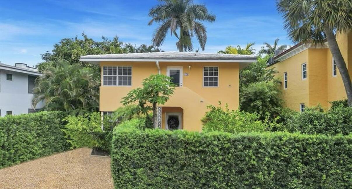 223 Park Ave in Palm Beach, FL - Building Photo