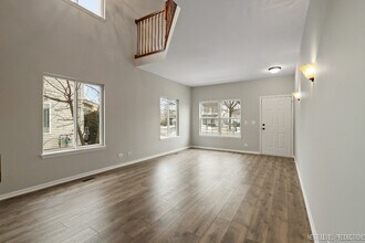 2815 Alameda Ct in Naperville, IL - Building Photo - Building Photo