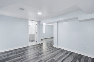 8440 S Peoria St in Chicago, IL - Building Photo - Building Photo