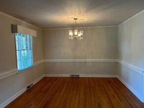 940 Gabriel Rd in Cayce, SC - Building Photo - Building Photo