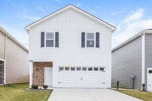 2240 Lismore Dr in Murfreesboro, TN - Building Photo