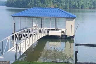 124 Sunny Point Cir in Lagrange, GA - Building Photo - Building Photo