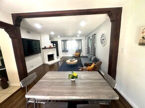 15732 Covello St in Van Nuys, CA - Building Photo - Building Photo