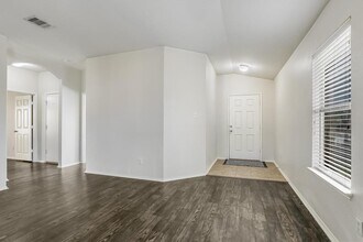 116 Mallard Ln in Leander, TX - Building Photo - Building Photo