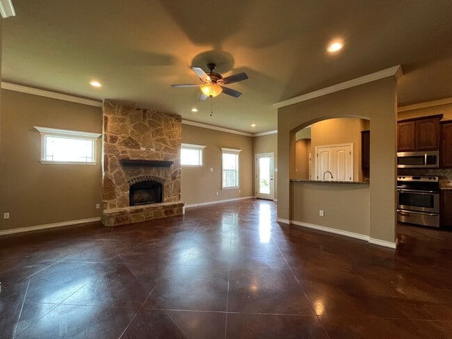 3149 Silver Saddle Dr in Robinson, TX - Building Photo - Building Photo