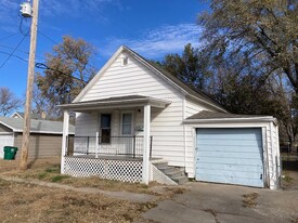 611 N Adams St in Grand Island, NE - Building Photo