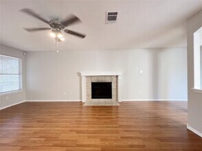 17301 Dashwood Creek Dr in Pflugerville, TX - Building Photo - Building Photo