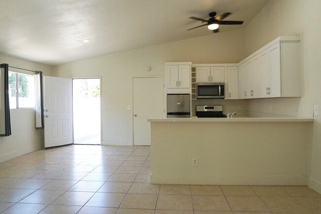 property at 31712 Avenida El Pueblo