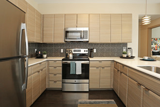 Linear Apartment Homes in Phoenix, AZ - Building Photo - Interior Photo