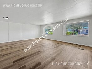 264 W Aliso Dr in Green Valley, AZ - Building Photo - Building Photo