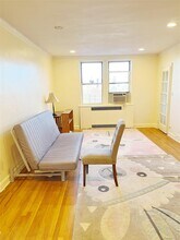 75-40 Austin St in Queens, NY - Building Photo - Building Photo