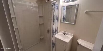 310 N Bennett St in Southern Pines, NC - Building Photo - Building Photo