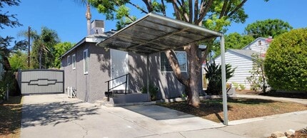 6851 Wilbur Ave in Reseda, CA - Building Photo - Building Photo