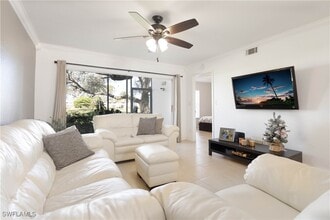 1392 Churchill Cir in Naples, FL - Building Photo - Building Photo