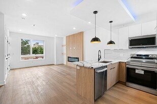 1947 N Marshall St, Unit 3 in Philadelphia, PA - Building Photo