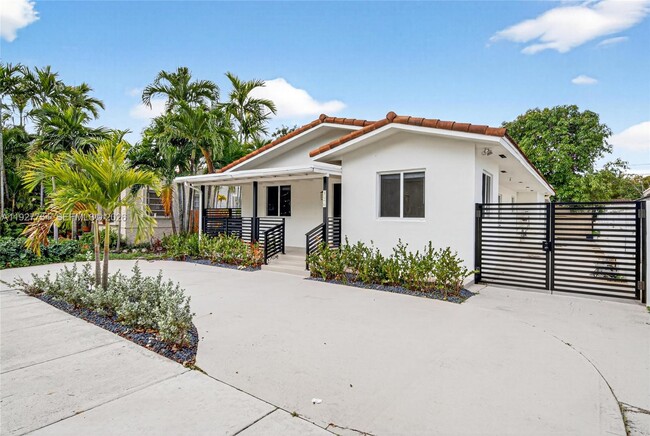 property at 426 SW 26th Rd