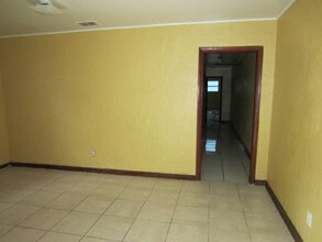 725 Efferson St in Tallahassee, FL - Foto de edificio - Building Photo