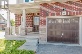 64 Dewberry Dr in Kitchener, ON - Building Photo - Building Photo