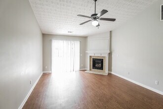 3110 Cooper Woods Dr in Loganville, GA - Building Photo - Building Photo