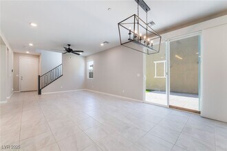 2475 Piacenza Pl in Henderson, NV - Building Photo - Building Photo