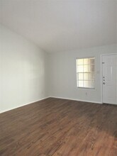 12321 Patron Dr in Austin, TX - Building Photo - Building Photo