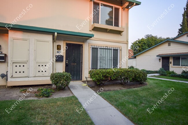 property at 121 Poas Cir