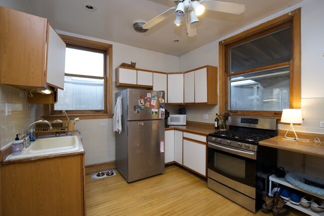 6315 N Glenwood Ave, Unit M02B in Chicago, IL - Building Photo - Building Photo