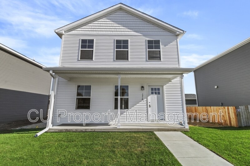 1316 S Smith Rd in Urbana, IL - Building Photo