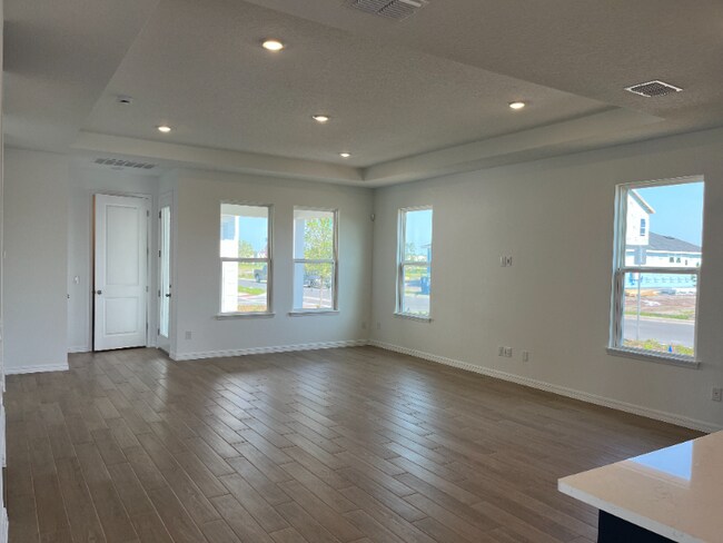 2966 Sailhouse Dr in St. Cloud, FL - Building Photo - Building Photo