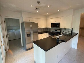 6307 Shadow Valley Dr in Austin, TX - Building Photo - Building Photo