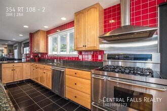 354 NH-108 in Madbury, NH - Building Photo - Building Photo