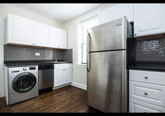 3845 N Greenview Ave in Chicago, IL - Building Photo - Building Photo
