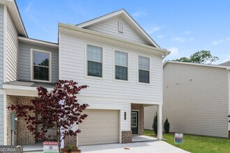 6182 Ripple Wy in Atlanta, GA - Building Photo - Building Photo