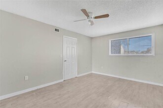 936 Lake Destiny Rd in Altamonte Springs, FL - Building Photo - Building Photo