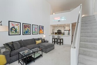 565 Esplanade in Redondo Beach, CA - Building Photo - Building Photo