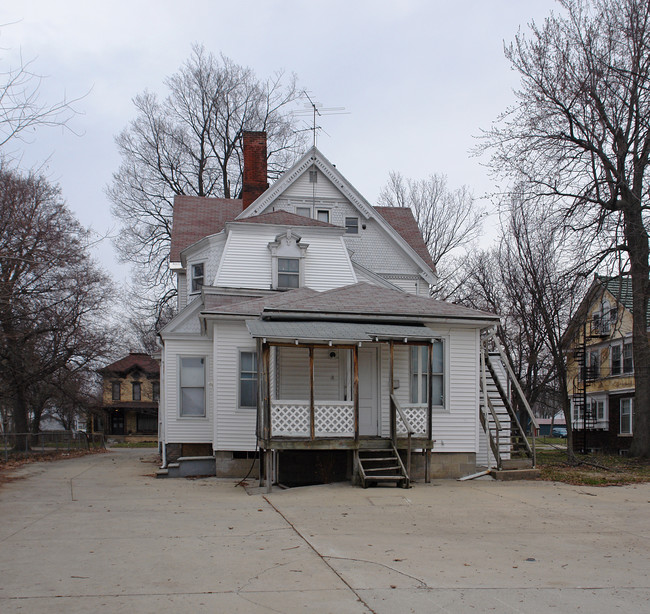 248 Capital Ave NE in Battle Creek, MI - Building Photo - Building Photo