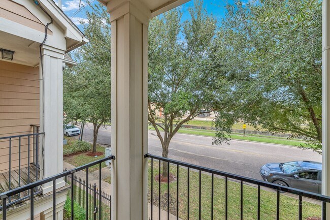 property at 3018 Palmer St