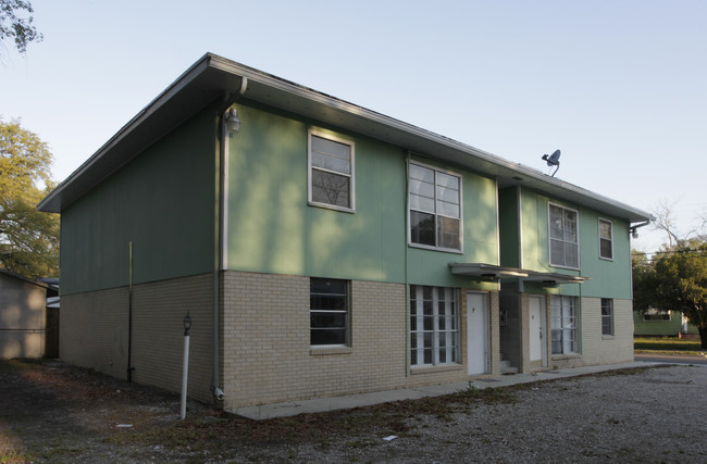 College Street Apartments in Jacksonville, FL - Building Photo - Building Photo