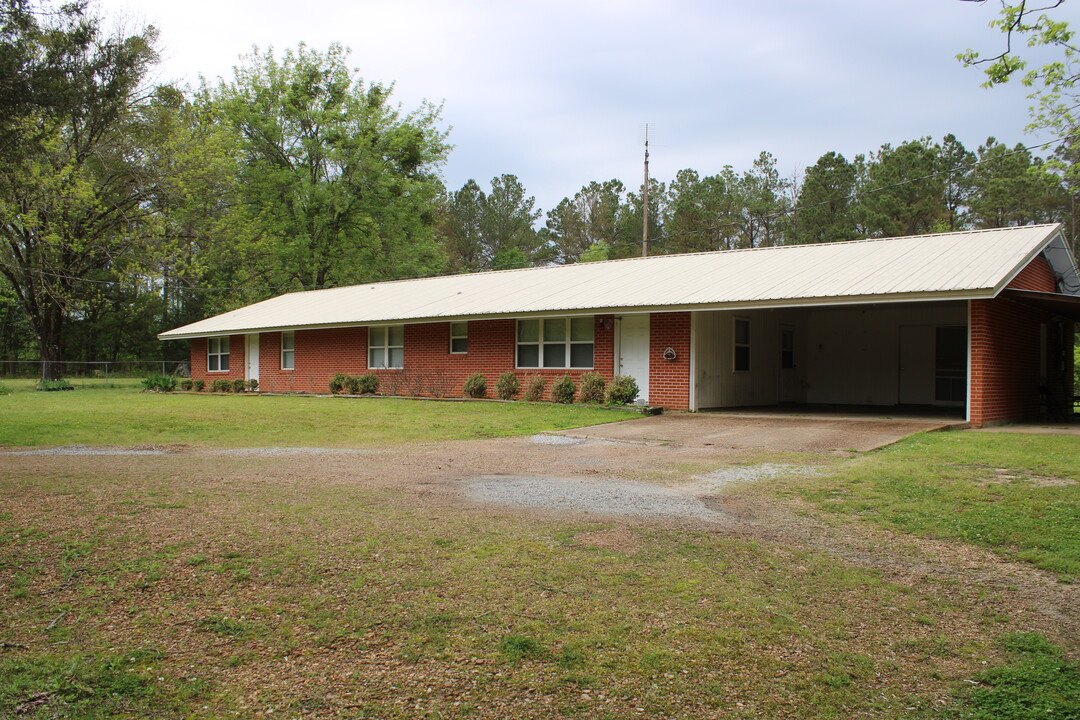 5137 MS Highway 182 in Starkville, MS - Building Photo